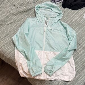 Columbia Women's Light blue and White windbreaker